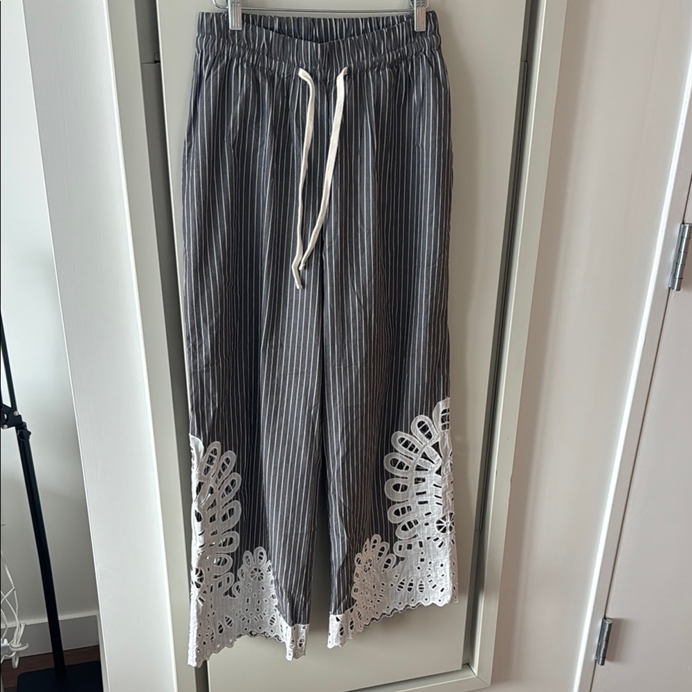Sea New York Gray Striped Cropped Pants with White Lace